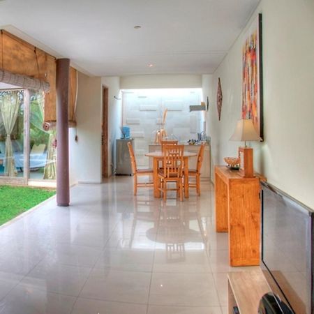Villa Lestari سمينياك الغرفة الصورة
