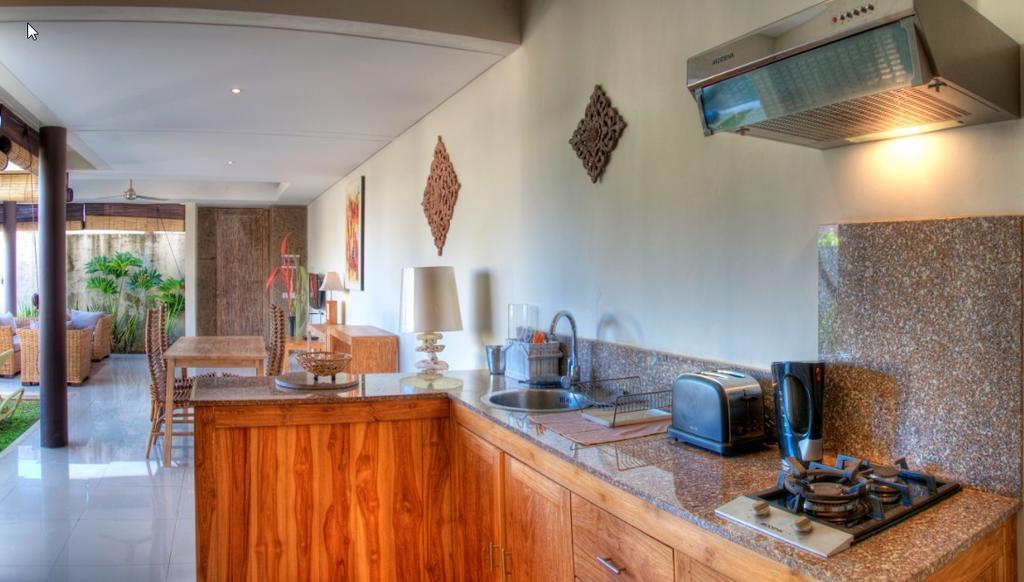 Villa Lestari سمينياك الغرفة الصورة